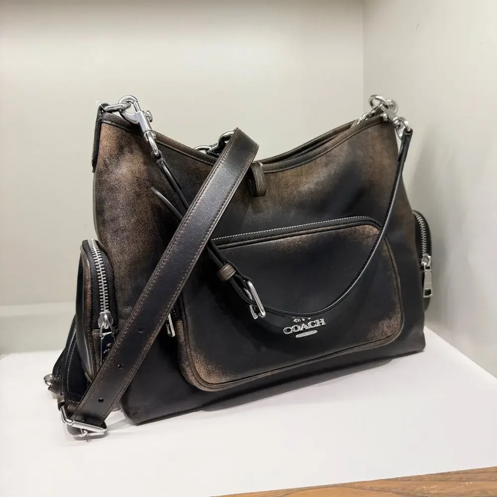 NWT‼️Coach Laurel Shoulder Bag With Pockets In Loved Leather CES84